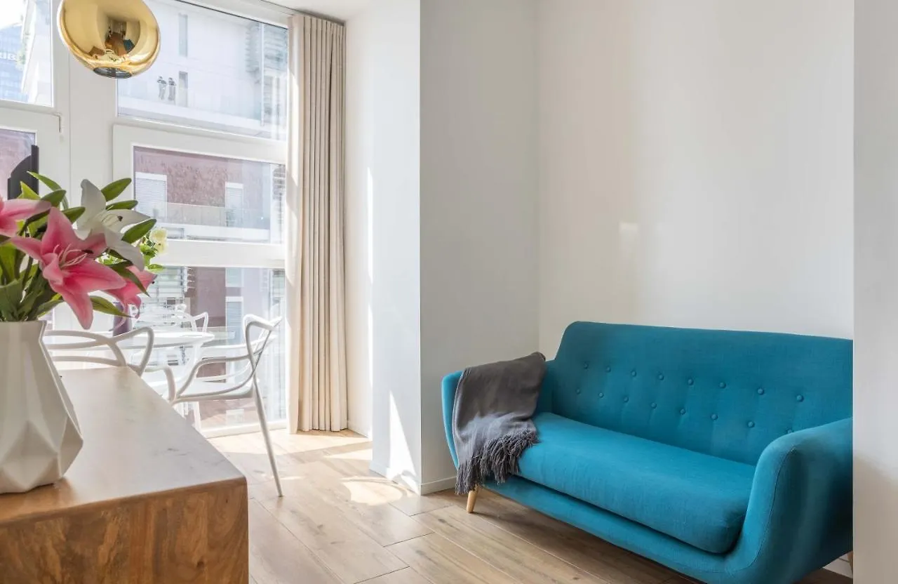 Sunlit 1 Bedroom Apt Via Pirelli Milano Italia