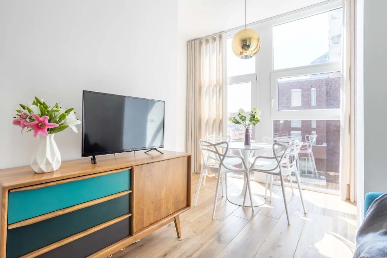 Sunlit 1 Bedroom Apt Via Pirelli Milano 0*,  Italia